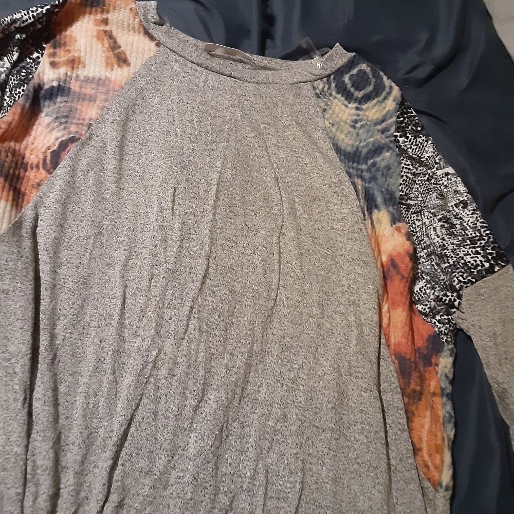 COPY - Gray top